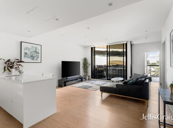 101/10-12 Railway Walk North, Hampton, Vic 3188