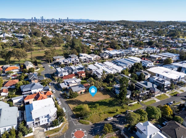 10 Bruce Street, Carina, Qld 4152