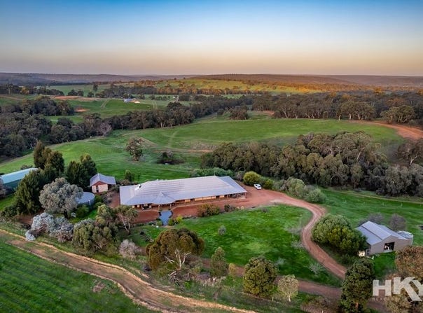 220 Maine-Anjou Drive, Lower Chittering, WA 6084