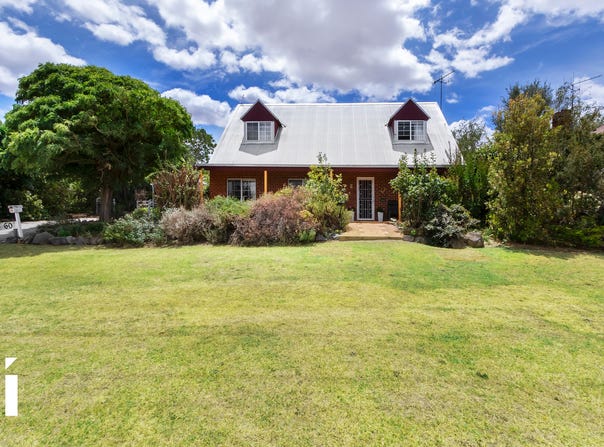 60 Mount Street, Yass, NSW 2582