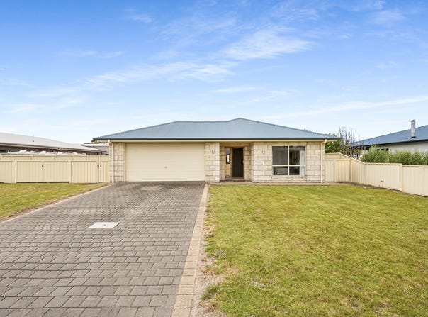 7 Peter McQueen Avenue, Robe, SA 5276