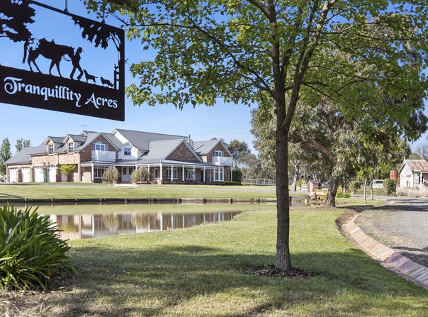 176 Lock Road, Gisborne South, Vic 3437