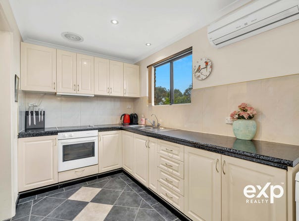 1/113 The Cove Road, Hallett Cove, SA 5158