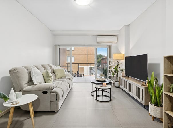 4/67 Bathurst Street, Liverpool, NSW 2170