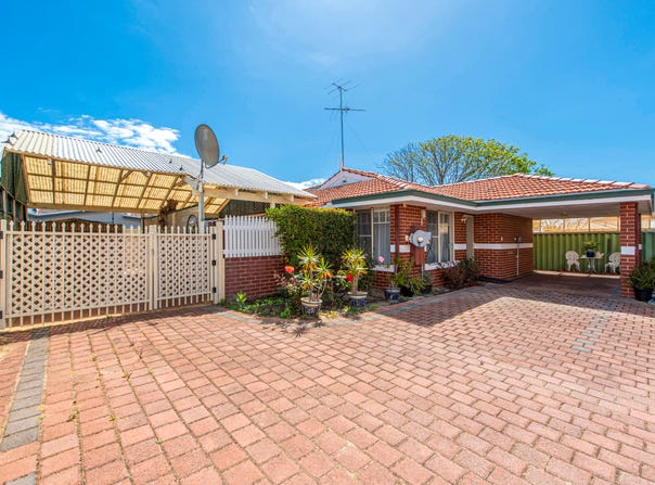 3/2 Hobley Street, Mandurah, WA 6210