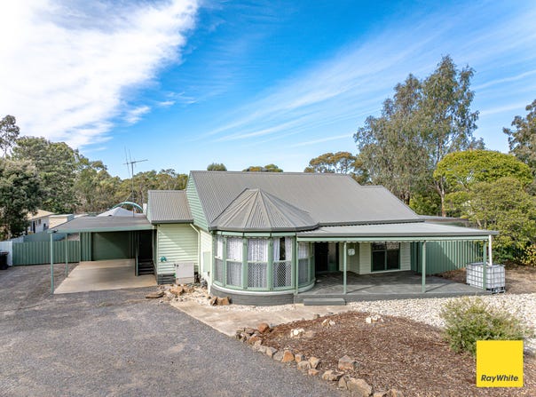 52 Rohs Road, East Bendigo, Vic 3550