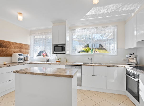 8 Stone Street, Diamond Creek, Vic 3089