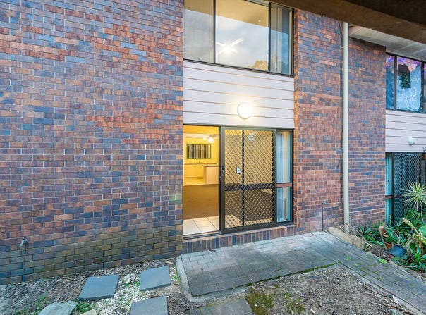 31/10 Damalis Street, Woodridge, Qld 4114