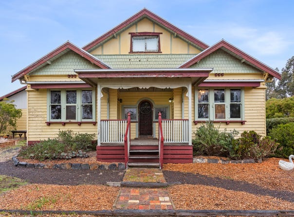 35 Batson Street, Winchelsea, Vic 3241