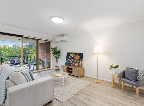 15/8-12 Water Street, Hornsby, NSW 2077