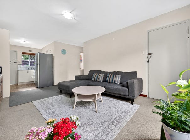 29/29 Heard Way, Glendalough, WA 6016