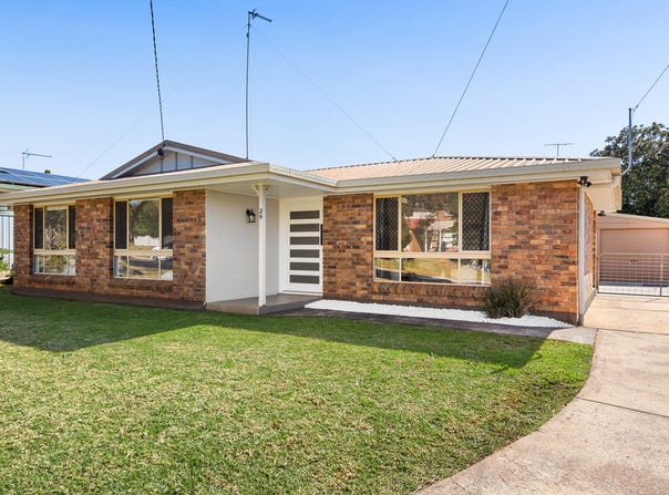 29 Stumm Street, Kearneys Spring, Qld 4350