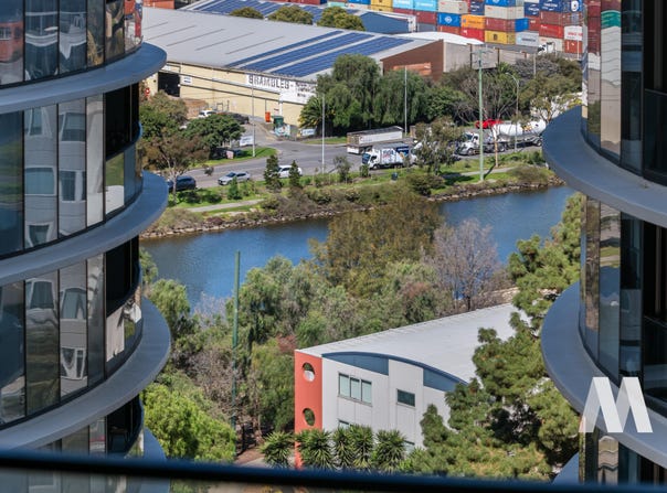 1109/8 Hallenstein, Footscray, Vic 3011