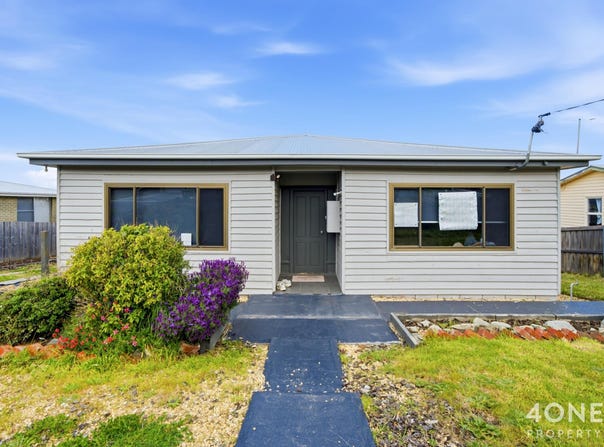 31 Huntley Street, Montrose, Tas 7010