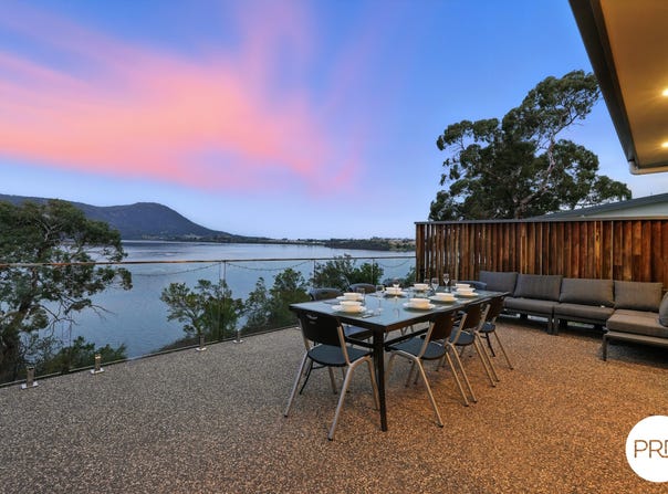 17 Wendourie Parade, Austins Ferry, Tas 7011