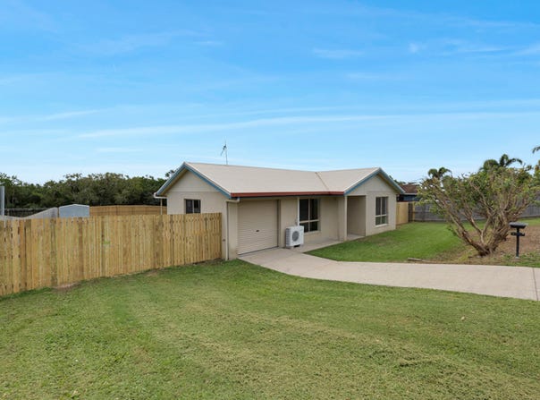 26 Woodlands Drive, Eimeo, Qld 4740