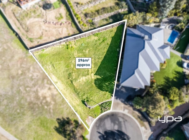13 Saltash Court, Sunbury, Vic 3429