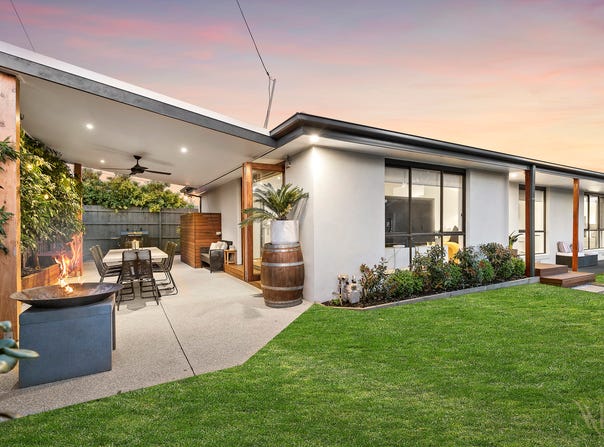 13 Clydebank Road, Edithvale, Vic 3196