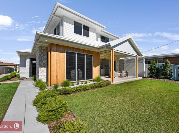 15A Howard Street, Bargara, Qld 4670