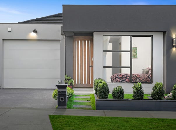 31 Roseneath Way, Mickleham, Vic 3064