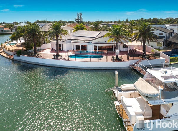 13 Carling Court, Raby Bay, Qld 4163