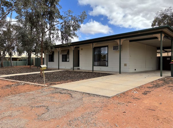 16 Curdimurka St, Roxby Downs, SA 5725