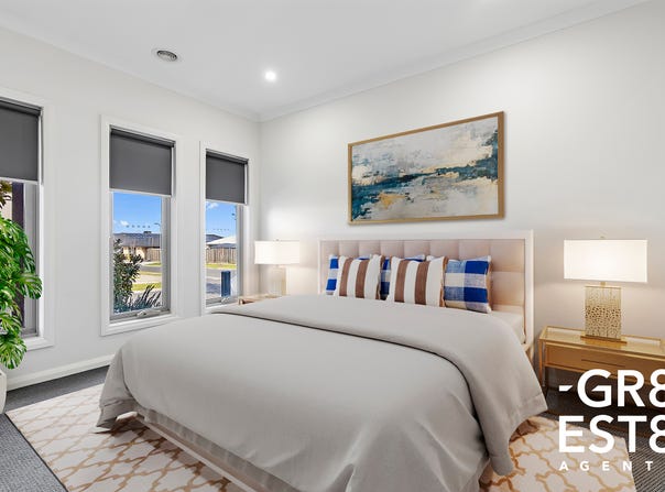 60 Walhallow Drive, Clyde North, Vic 3978