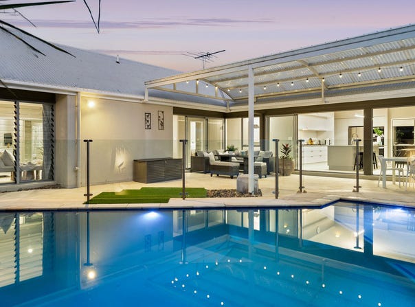 87 Mossvale Drive, Wakerley, Qld 4154