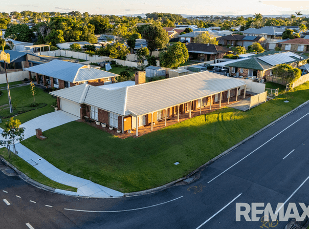 60 Bestmann Road East, Sandstone Point, Qld 4511
