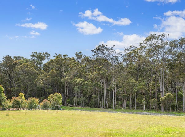 8 McDermott Parade, Witchcliffe, WA 6286