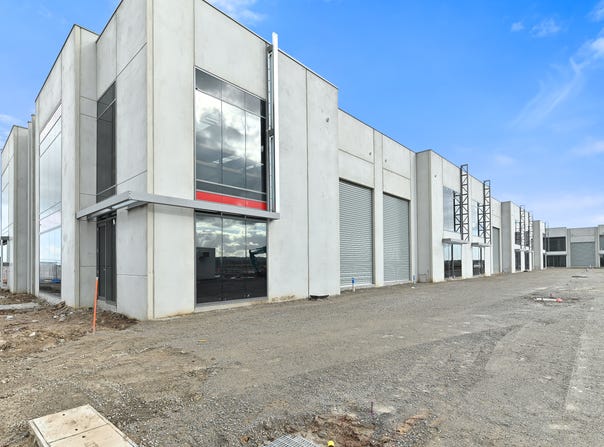 33 Axis Boulevard, Officer South, Vic 3809