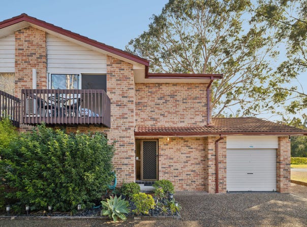 1/2 Edward Street, Macquarie Fields, NSW 2564