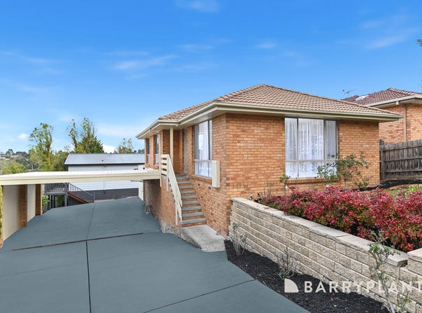 43 Preston Avenue, Endeavour Hills, Vic 3802