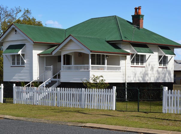 27 Bourke Street, Warwick, Qld 4370