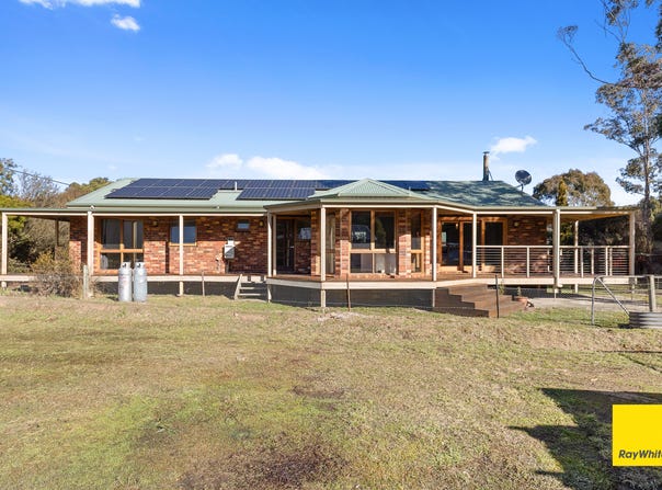 83 Foxlow Street, Captains Flat, NSW 2623