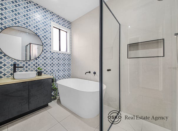 38 Italianate Avenue, Deanside, Vic 3336