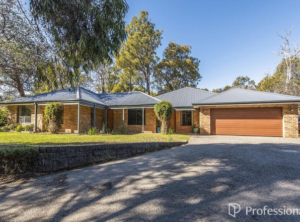 35 Chestnut Road, Jarrahdale, WA 6124