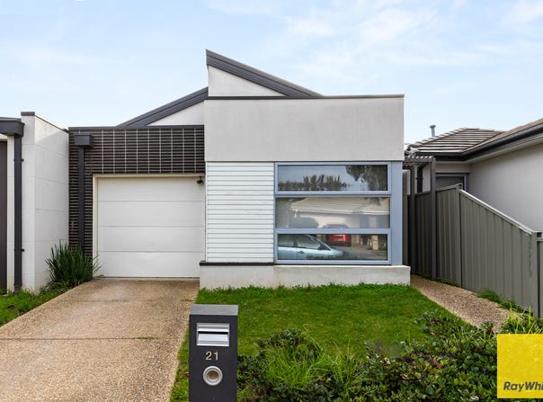 21 Herbal Avenue, Kurunjang, Vic 3337