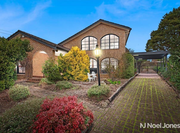 39 Parkvalley Drive, Chirnside Park, Vic 3116