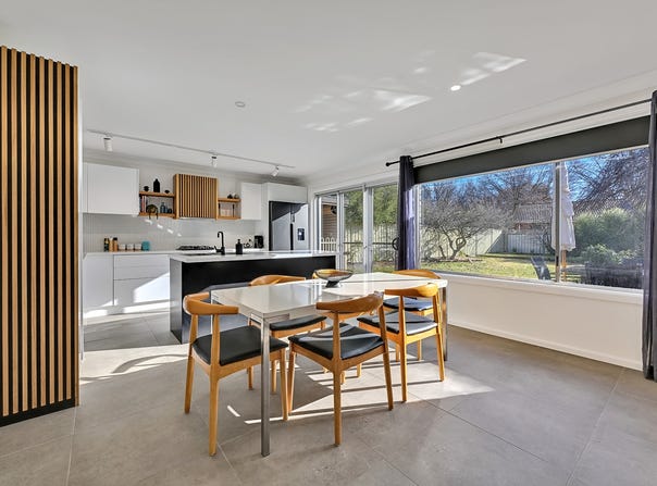 7 Lesbos Place, Orange, NSW 2800