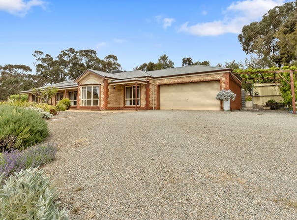 136 White Hut Road, Clare, SA 5453