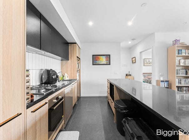 304/30 Oleander Drive, Mill Park, Vic 3082