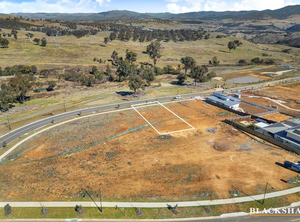 8 Ilma Stone Way, Macnamara, ACT 2615