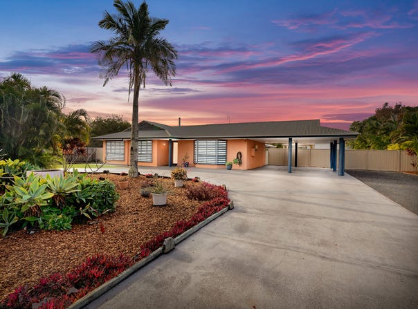 12 Twolyn Street, Urangan, Qld 4655