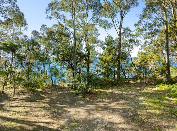 17 Burrawang Crescent, Sunshine Bay, NSW 2536