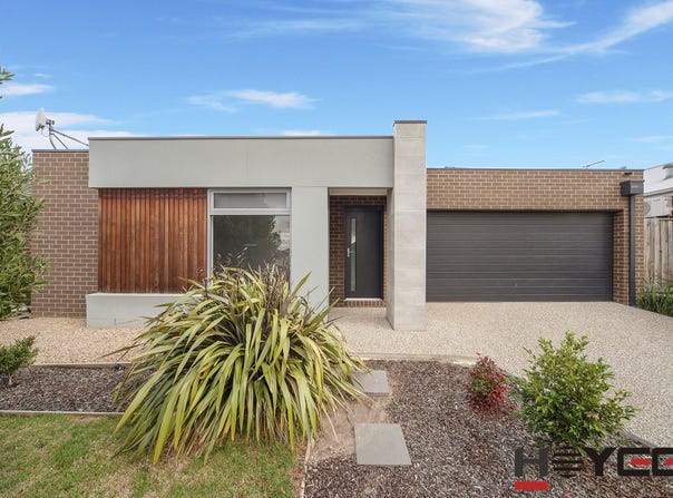 16 Pankina Road, Mambourin, Vic 3024