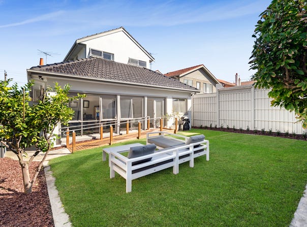 79 Ormond Esplanade, Elwood, Vic 3184