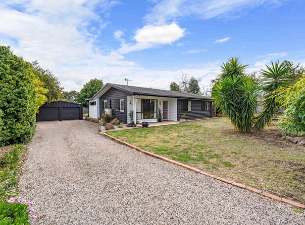 3 Lawmere Court, Kingsthorpe, Qld 4400