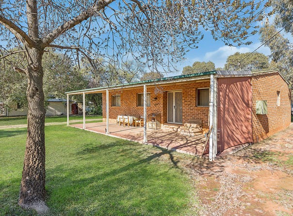 30 Bendee Street, Barellan, NSW 2665