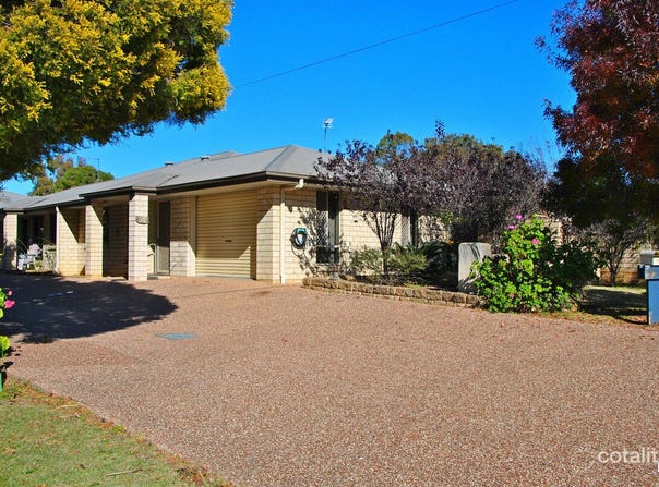 1/206 Wood Street, Warwick, Qld 4370